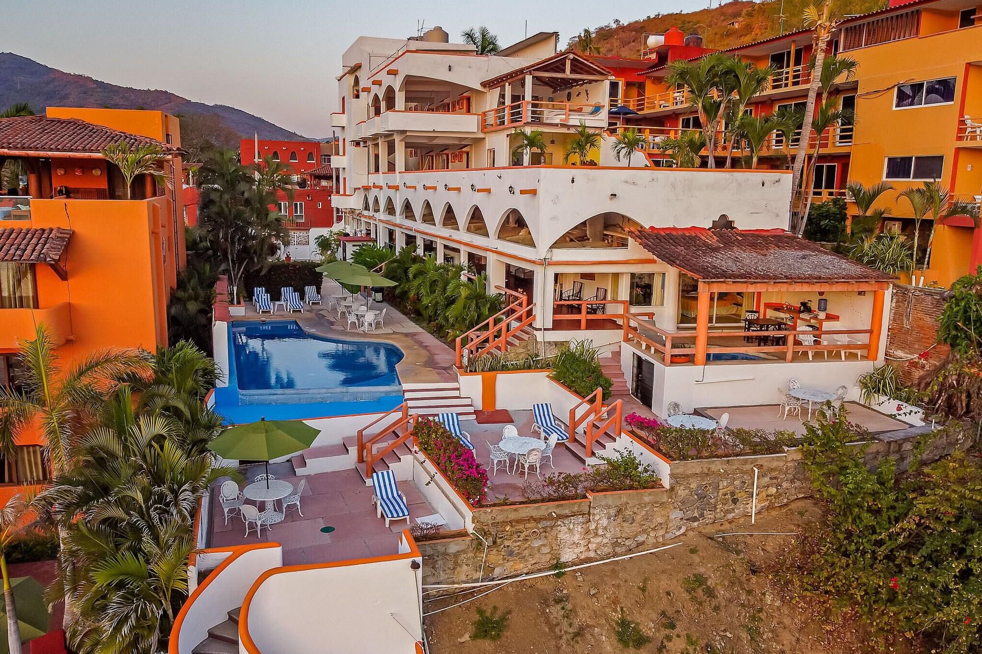 Hotel Casa Sun And Moon Zihuatanejo Exterior photo