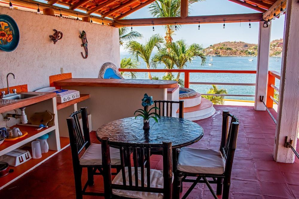 Hotel Casa Sun And Moon Zihuatanejo Exterior photo